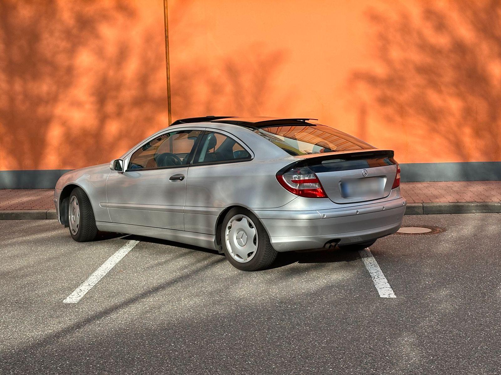 Mercedes-Benz C 180