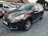 Peugeot 2008 Allure Automatik, 1.Hand, Voll, Scheckheft - Peugeot 2008 in Dresden
