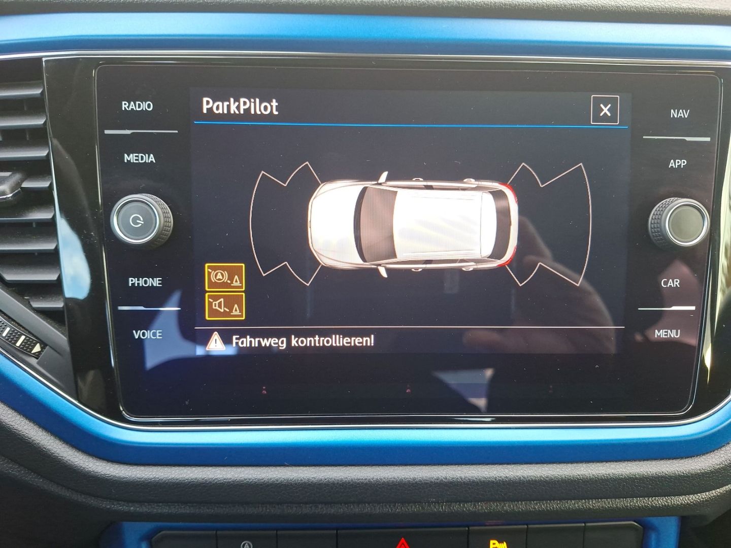 T-Roc 1.5 TSI Style *NAVI*PDC*ACTIVEINFO*APPCONN