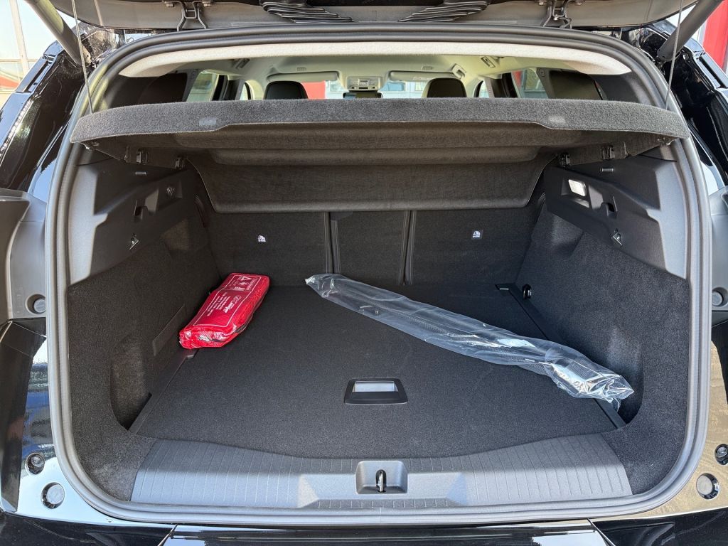 Fahrzeugabbildung Citroën C5 Aircross Hybrid 145 MAX