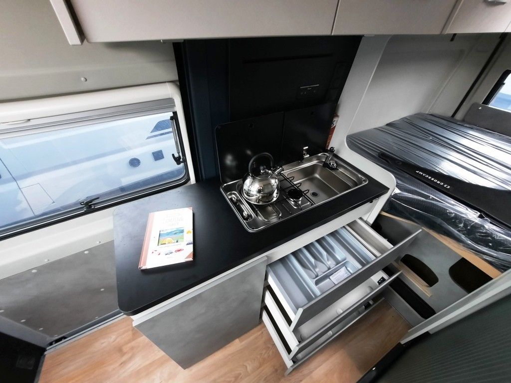 Fahrzeugabbildung Crosscamp Camper Vans CV 600 Fiat Verfüg./Sparen Sie 13.69