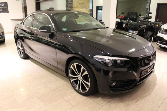 BMW 218 d Coupe Sport Line Navi LED PDC BT TOP DE SH