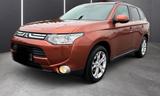 Mitsubishi Outlander 2.2 DI-D 4x4  7 Sitz... - Mitsubishi Outlander von privat