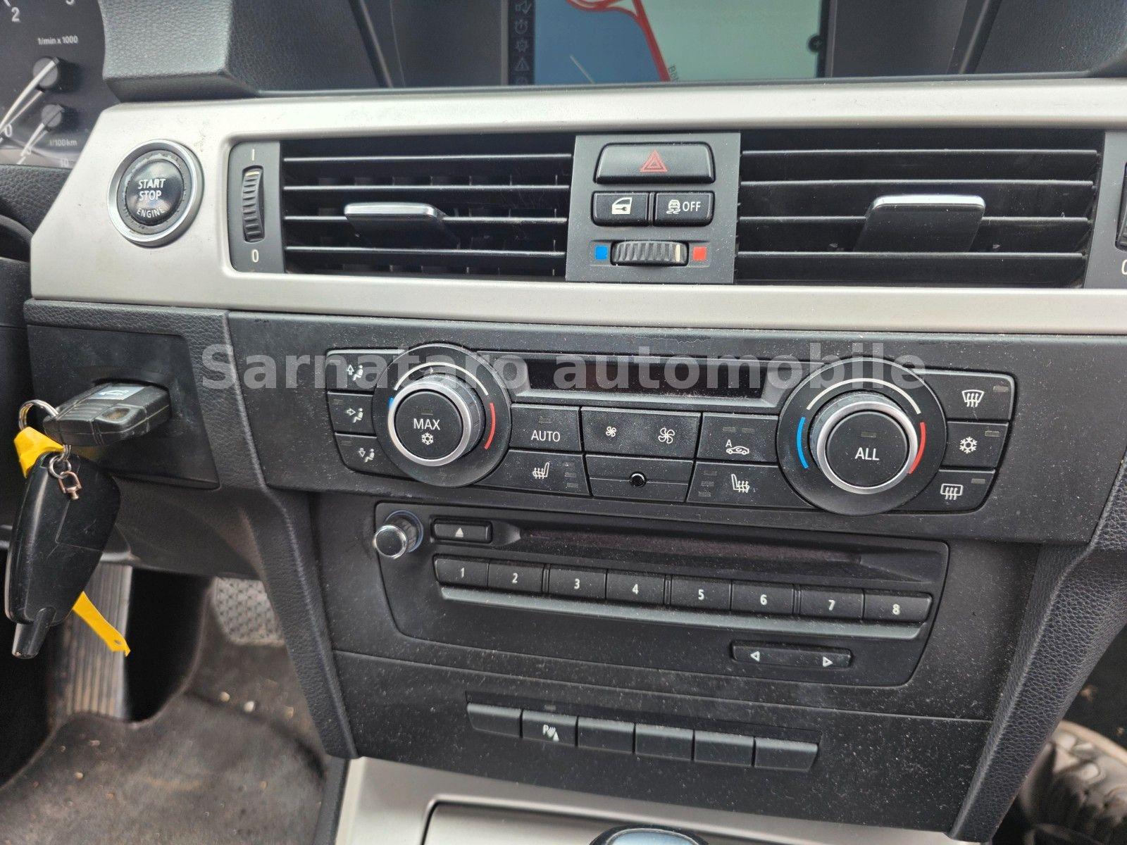 BMW 318 2012 — photo 25