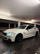 BMW f10 530d xd - BMW 530: 530d F10