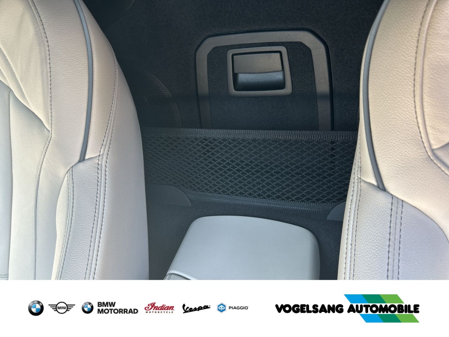 Fahrzeugabbildung BMW Z4 M40i 19/20' M-Räder Head-Up Harman/Kardon Nav
