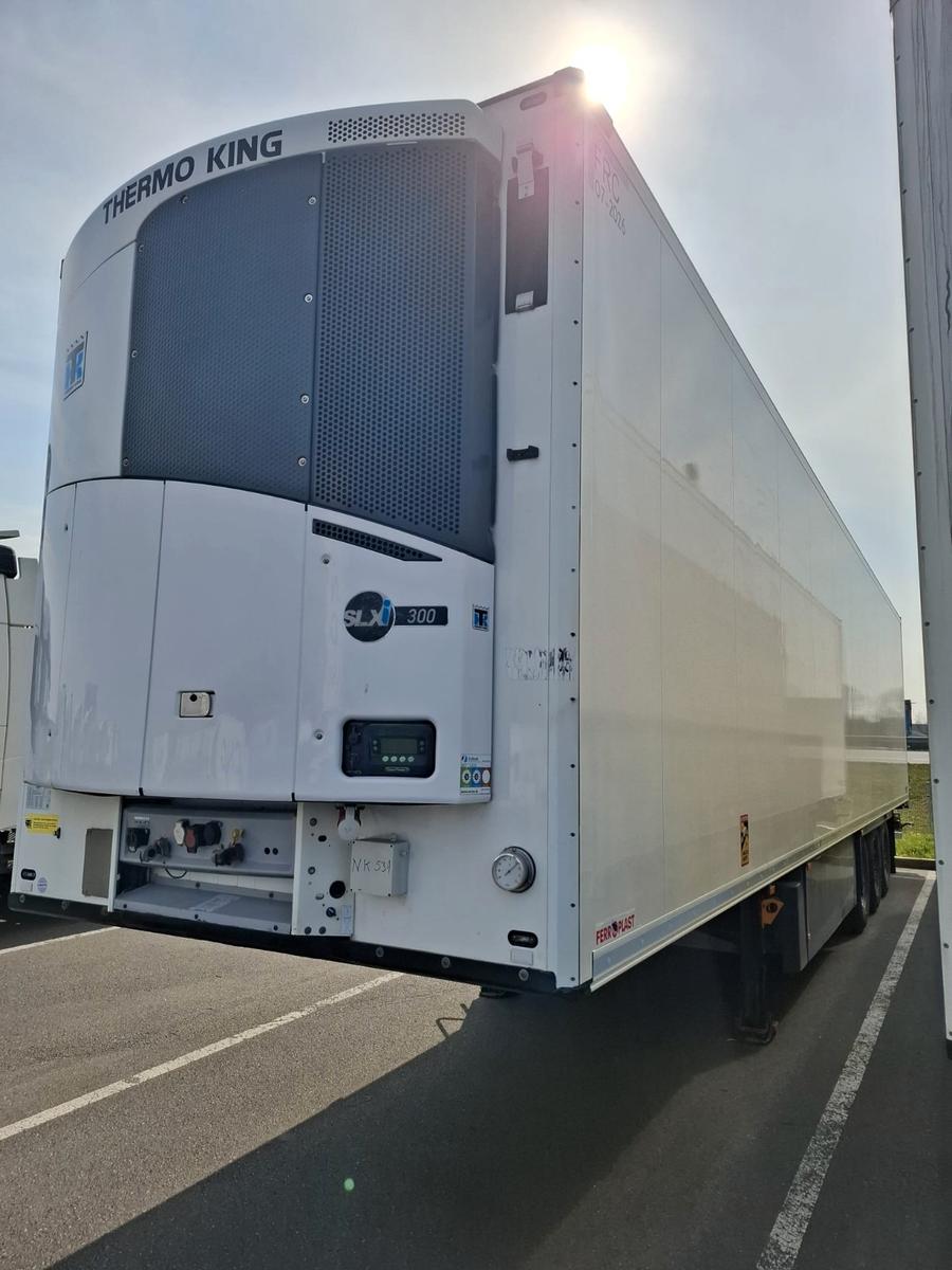 Schmitz Cargobull SKO24, FP45, Thermo King