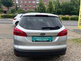 Ford Focus Turnier Titanium*TÜV NEU*1 HAND*KLIMA*TOP - Ford aus 2017