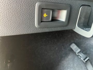 Fotografie 12 des Skoda Kamiq Selection 1.0 DSG Kamera AHK LM FullLink