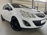 Opel Corsa D Color Stripes 1.4 BENZIN 101PS SHZ LENKR - Opel Corsa: Color Stripes