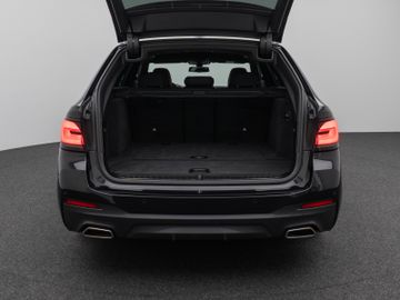 Fahrzeugabbildung BMW 520d xD M Sport Kamera DAB HiFi 4xKlima ACC Komf