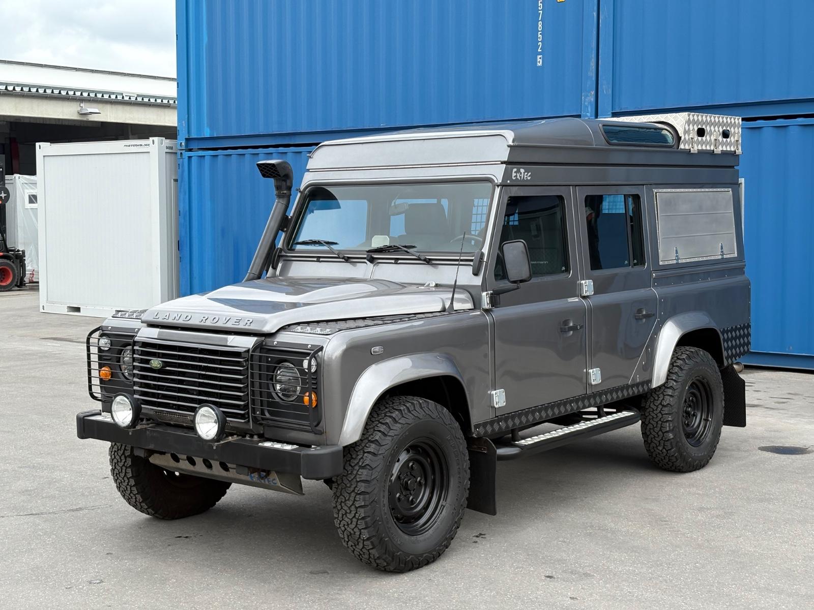 Land Rover Defender 110 SE Station Wagon