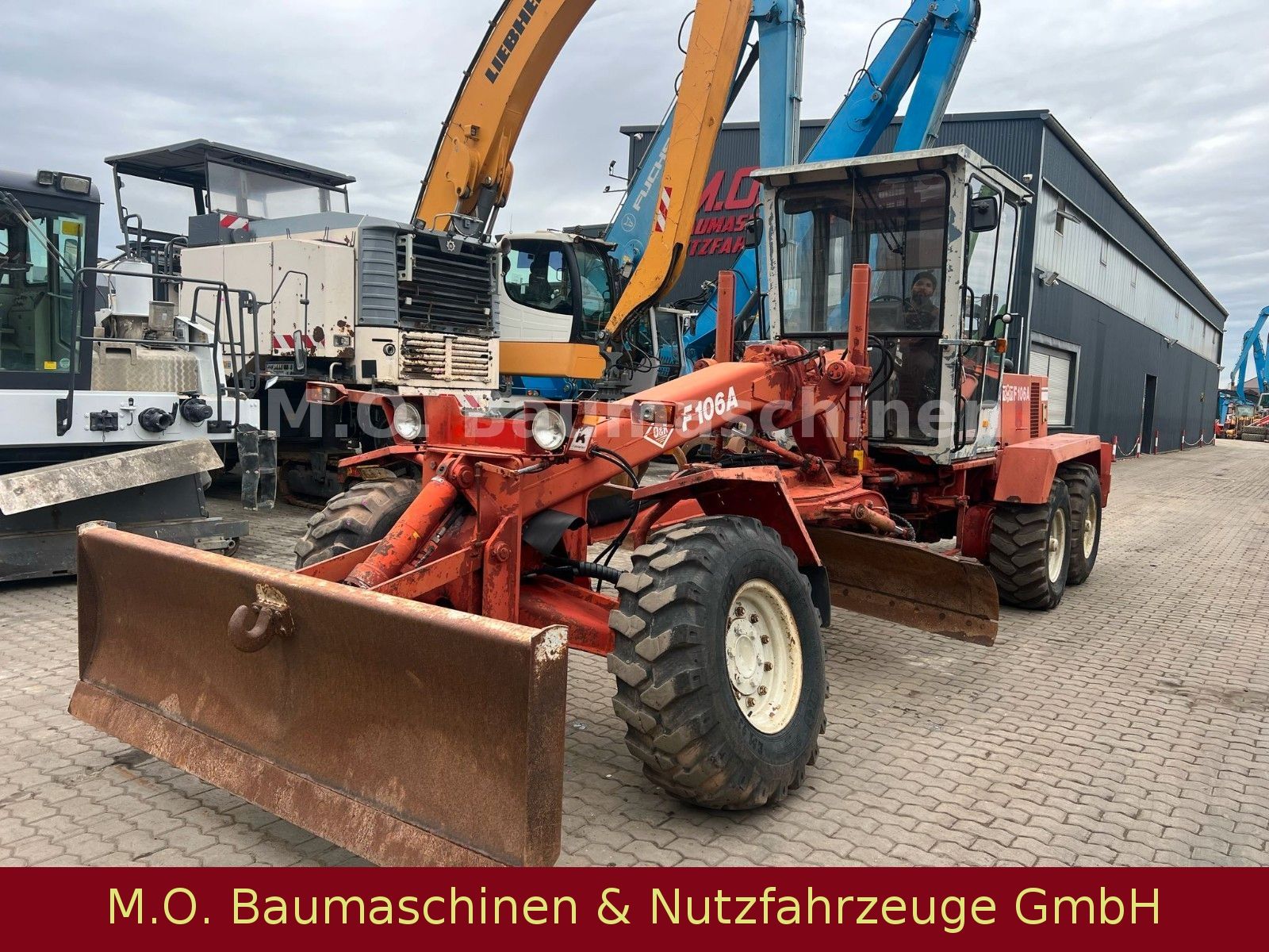 Fahrzeugabbildung O & K F106 A  / Grader /