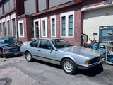 BMW 628 e24 csi Leder rot - BMW 628: Csi