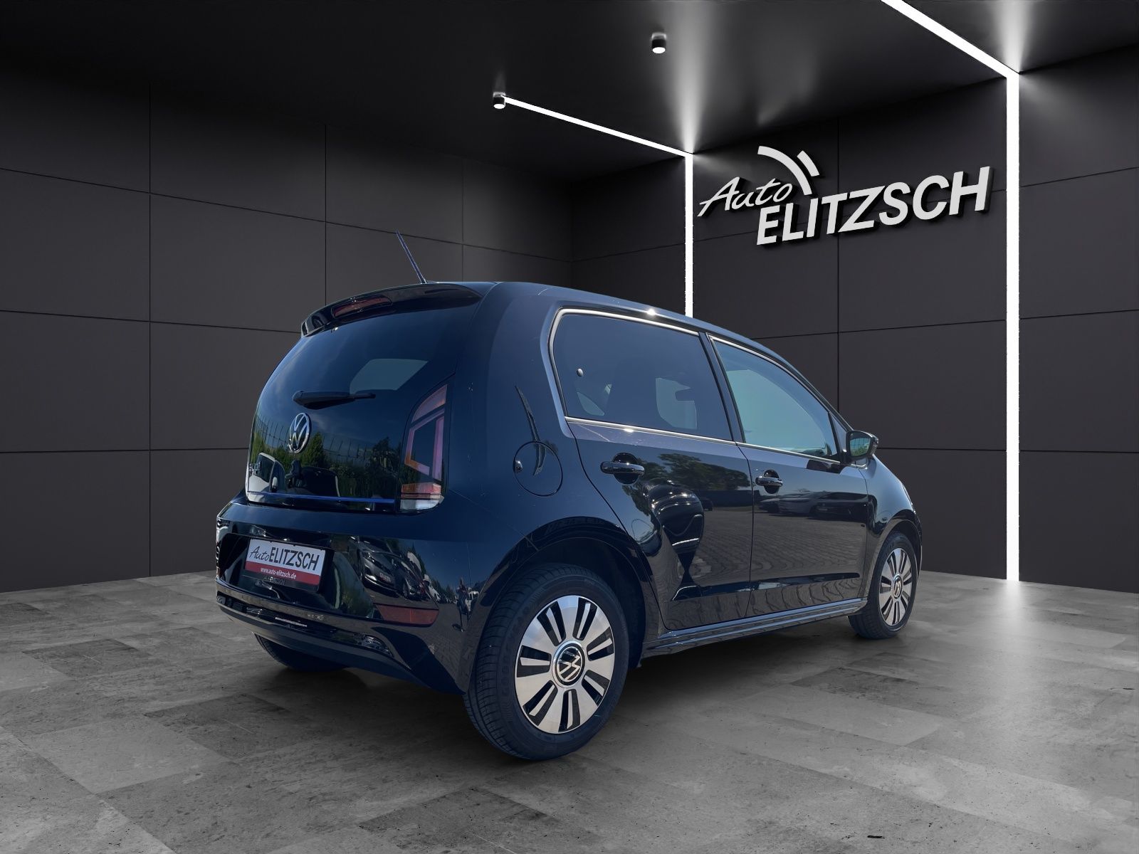 Fahrzeugabbildung Volkswagen e-up! Style Plus CCS Bluetooth SHZ