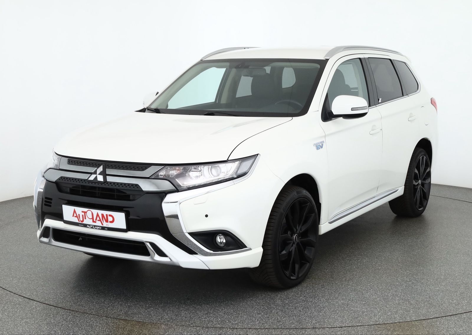 Mitsubishi Outlander 2.0 Active+ 7-Sitzer LED Navi AHK DAB imagem 2