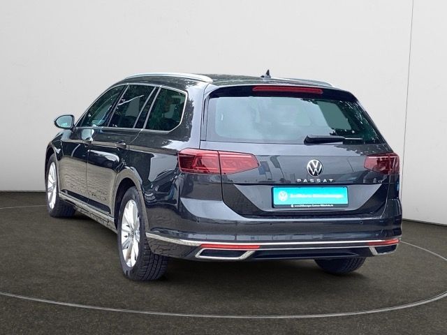 Volkswagen Passat Variant 2.0 TDI DSG Elegance Navi AHK LM1 foto 3