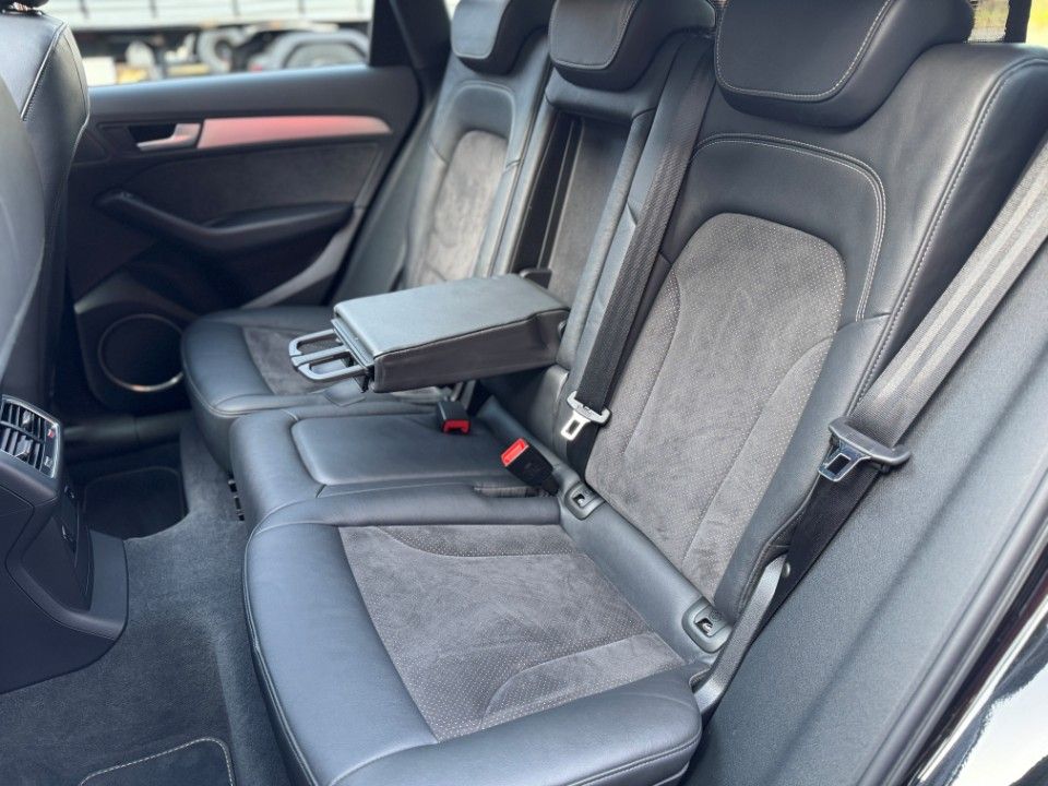 Fahrzeugabbildung Audi Q5 40 TDI S-Line Sport+ Pano 21" DAB+ Xenon....