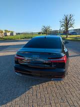 Audi A6   50 TFSIe - Audi A6 e-tron: Automatik