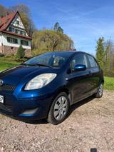 Toyota Yaris 1,0-l-VVT-i Luna Luna - Toyota Yaris Luna mit Benzin-Antrieb