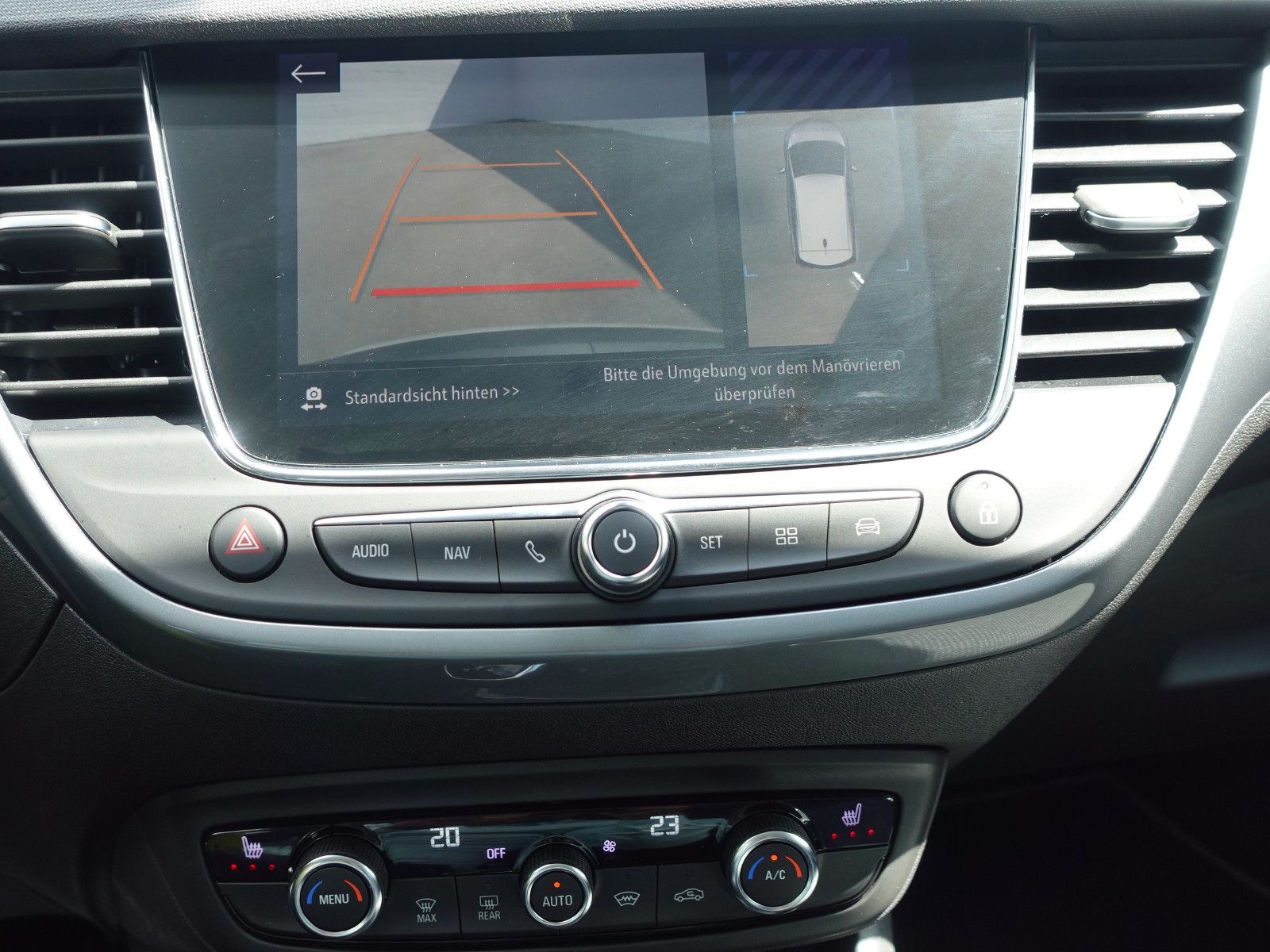 Fahrzeugabbildung Opel Crossland Elegance 1.2T,Navi,Kamera,Sitzhz,Allw.
