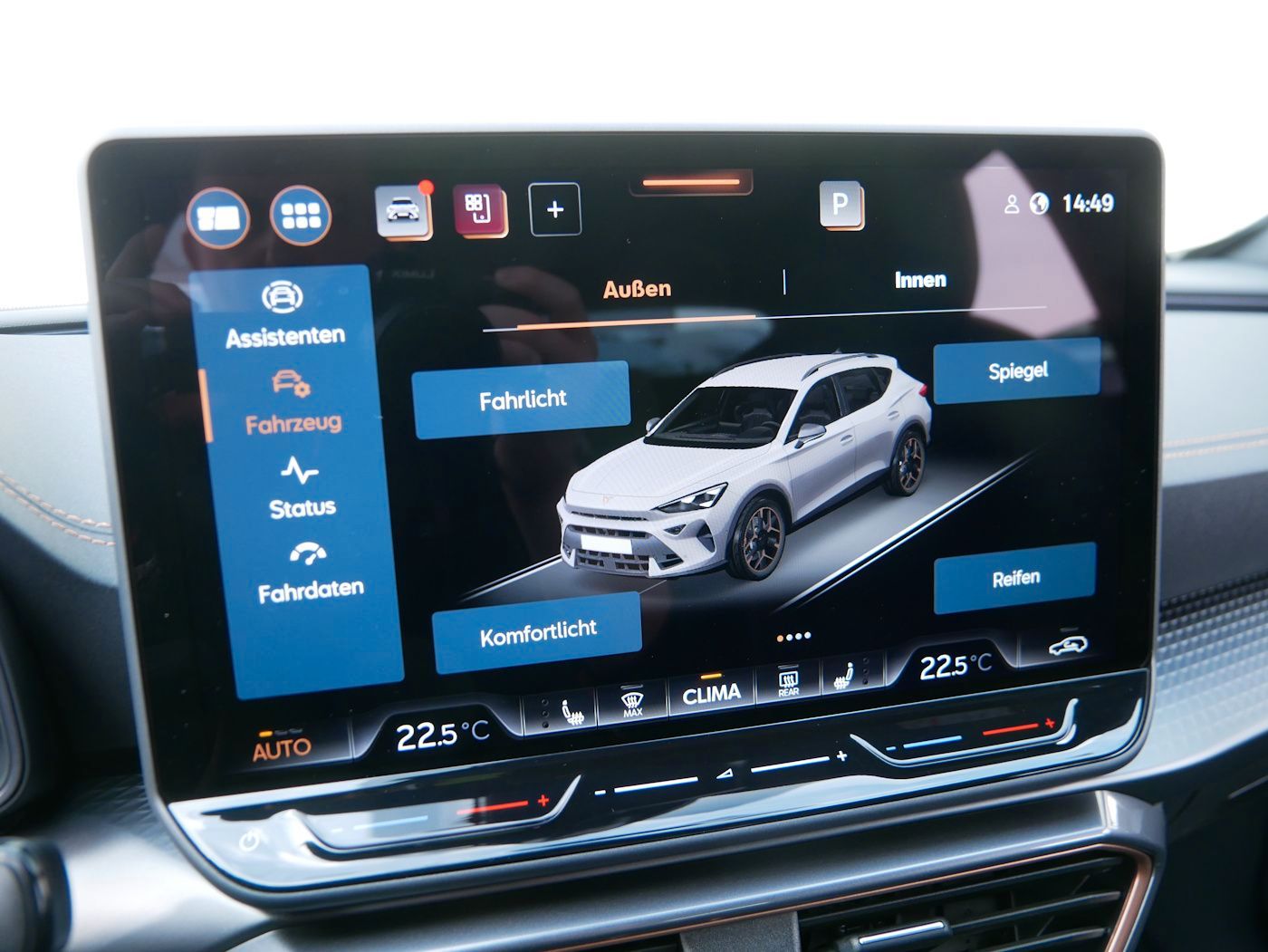 Fahrzeugabbildung CUPRA Formentor 1.5 eTSI NEU45T DSG ACC Kamera SHZ+LHZ