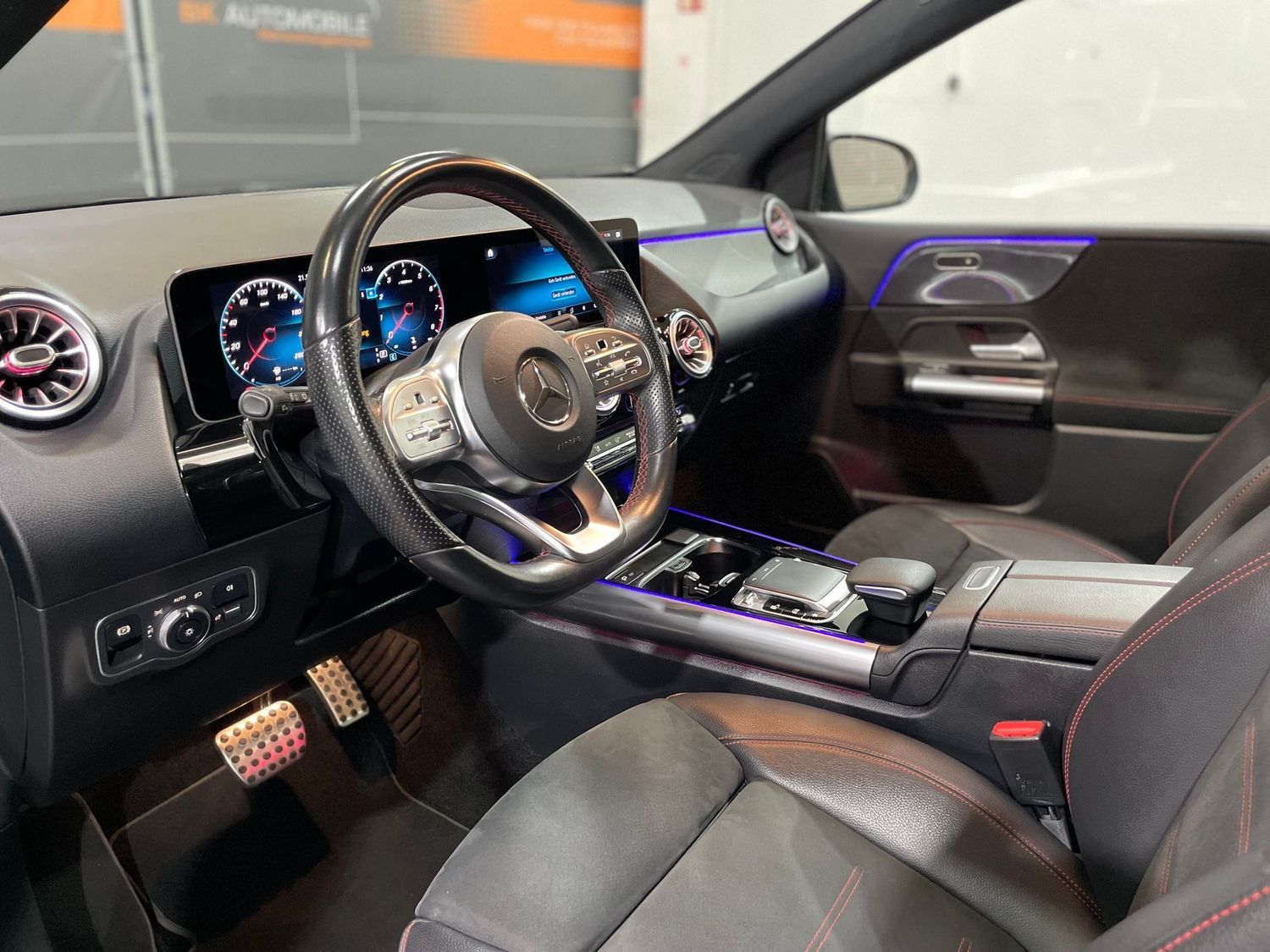 Fahrzeugabbildung Mercedes-Benz B 200 AMG Line #360°#Night#LED#Digital#MBUX#Pano