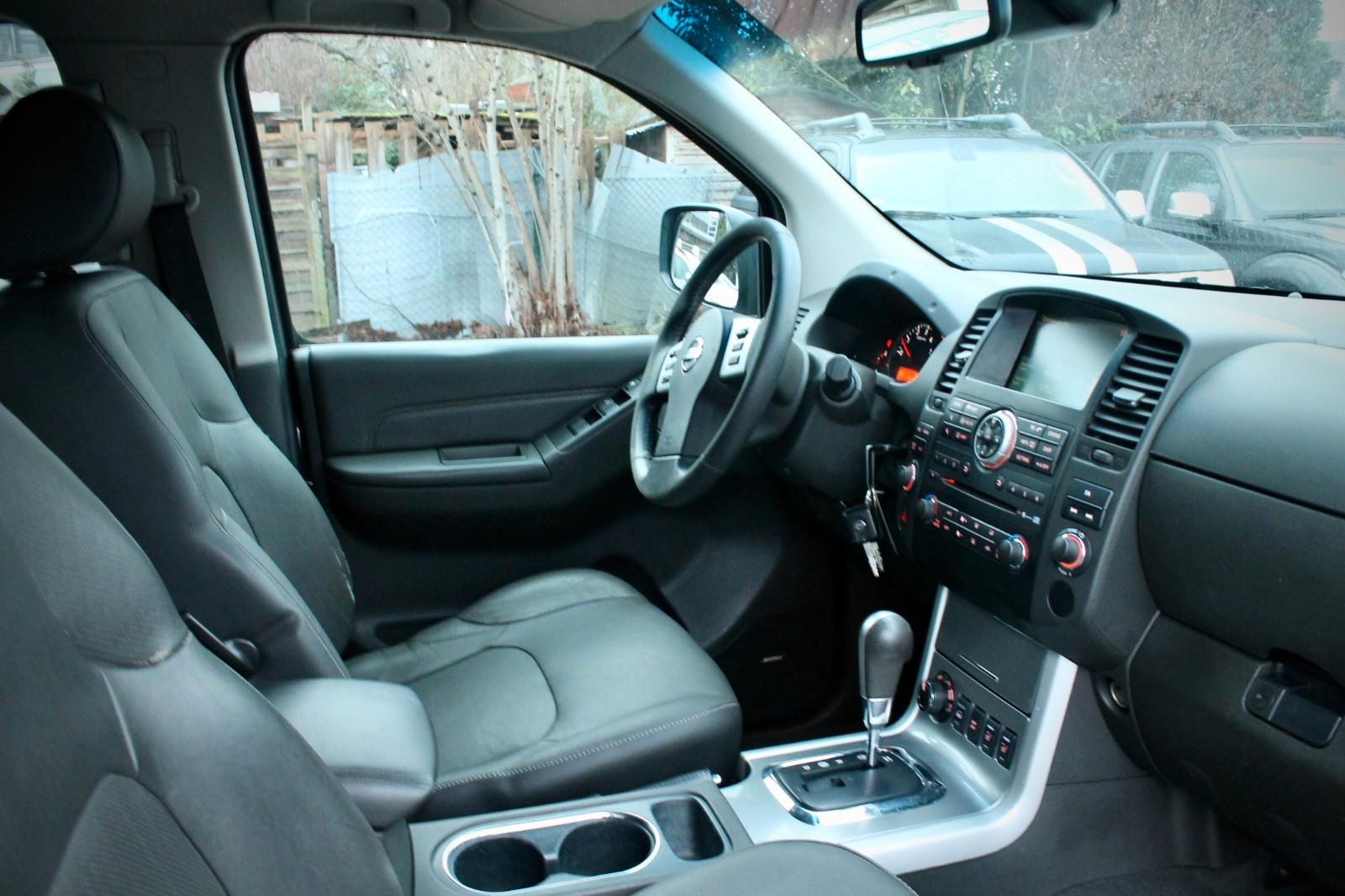 Nissan Navara 3.0 V6 dCi 231 ch BVA 4x4 – 2014