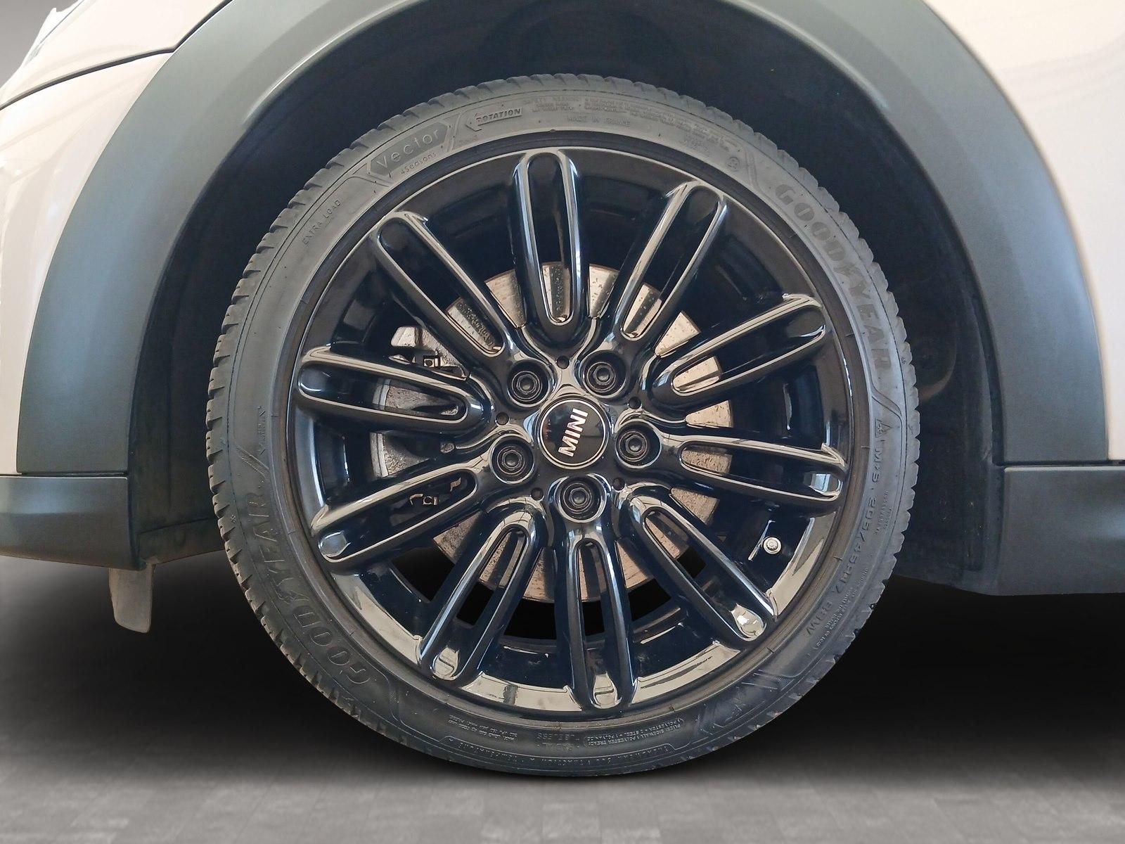 MINI Cooper S Cabrio Navi PDC Driv.Assist Sportsitze