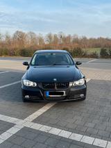 BMW e90 320i - BMW 320 mit Benzin-Antrieb: Limousine, E90 320i
