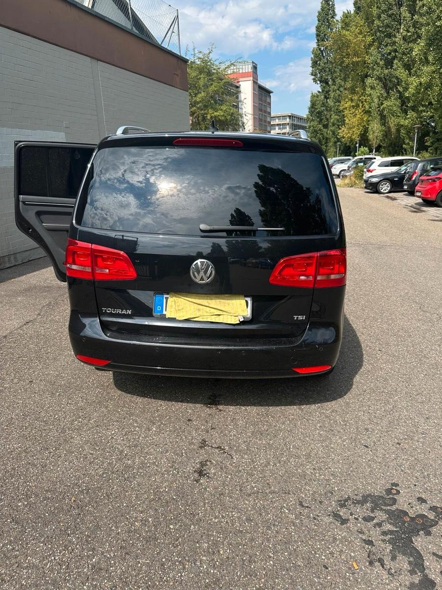 Volkswagen Touran 2011 — photo 7