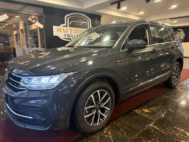 Volkswagen Tiguan 1,5 TSI  Life DSG AUTOMATIK!! LED!! 32TKM