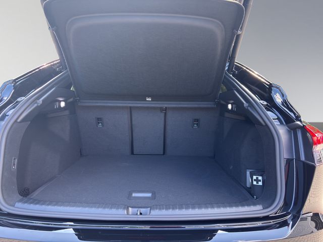 Q4 Sportback e-tron performance 210 kW