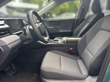 Toyota RAV 4 - 10