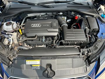 Fahrzeugabbildung Audi TT 2.0 TFSI Coupe s-Line Leder Virtual MatrixLED