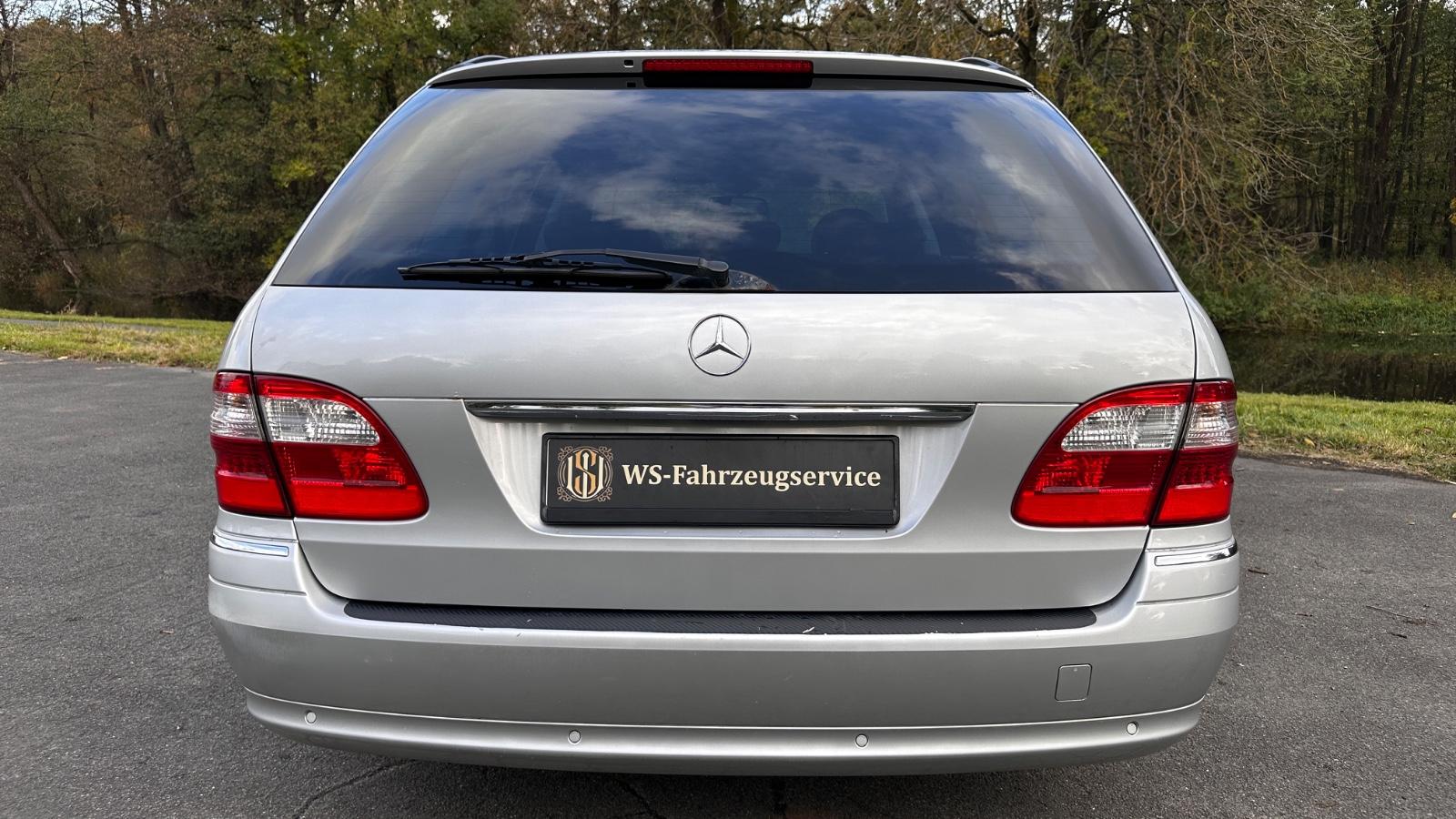 Mercedes-Benz E240 2005 — photo 8