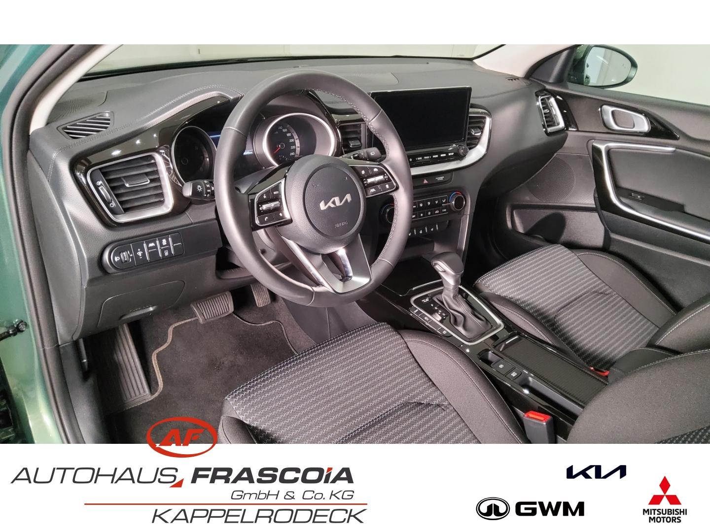Kia Ceed_sw Spirit 1.5T Navi ACC PDChi. Rückfahrkam.