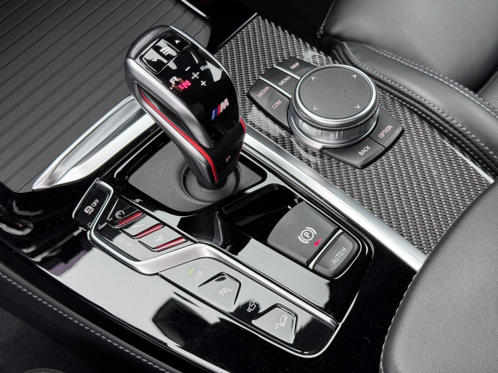 Fahrzeugabbildung BMW COMPETITION/KLAPPEN-AGA/H&K/ACC/AHK/HUD/KEYL/21"