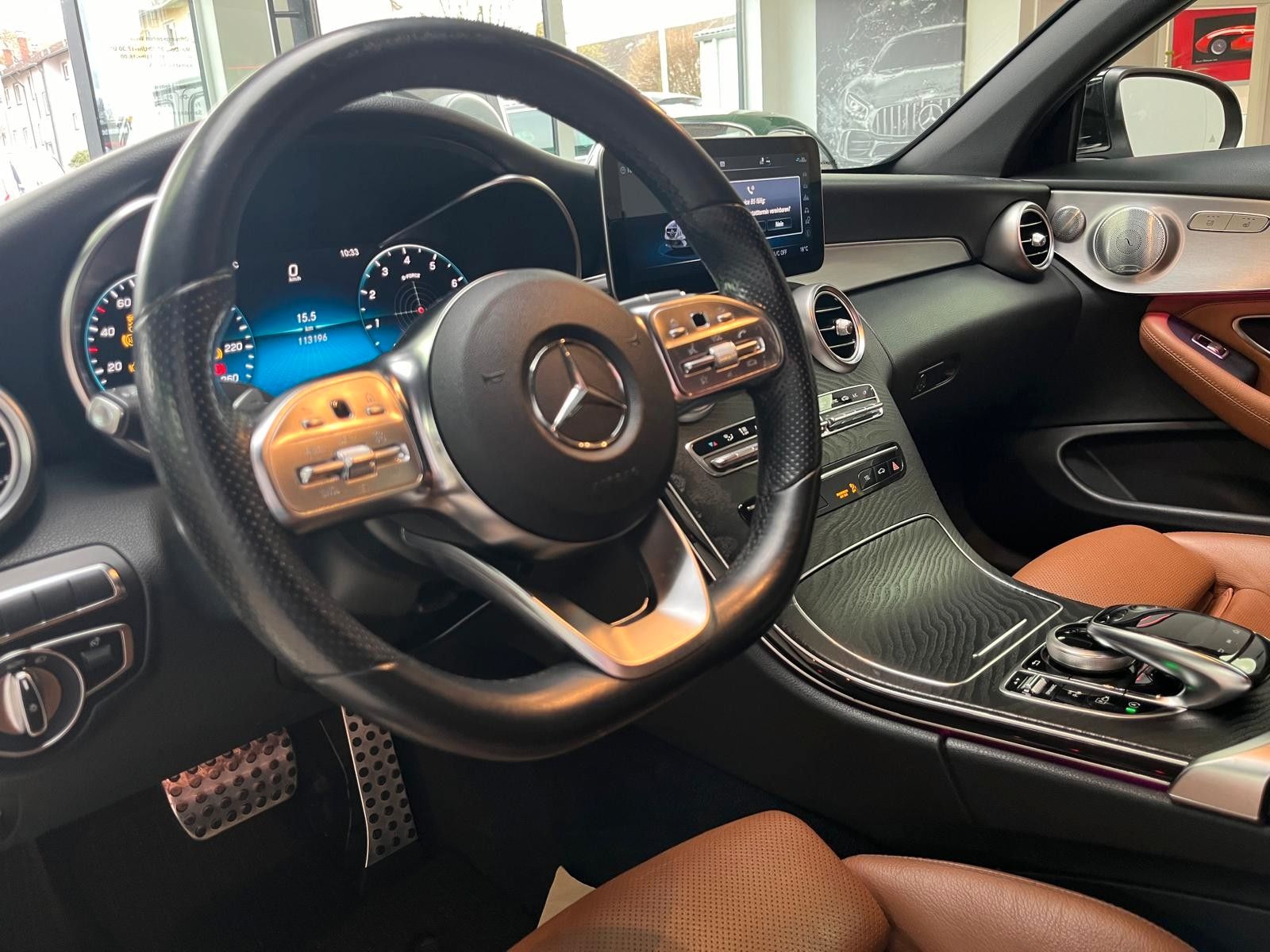 Fahrzeugabbildung Mercedes-Benz C 300 Cabrio AMG-Line