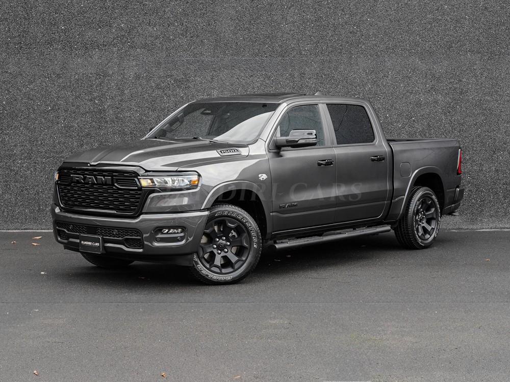 Dodge 2026 RAM 1500 Night !5.7L V8 HEMI! € 63000