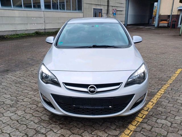 Opel Astra 1,4 Turbo Highlight