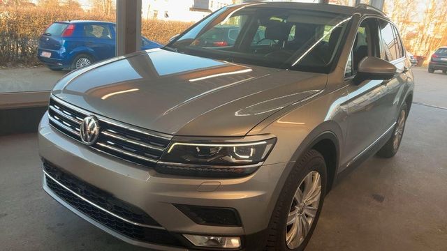 Volkswagen Tiguan Highline BMT 4M/LED/PANO/360°/ACC/NAVI