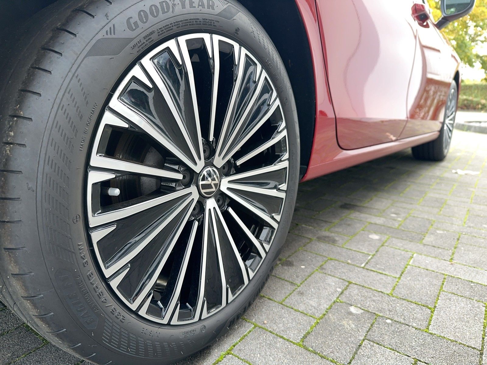 Volkswagen Passat Variant 2.0 TDI Elegance Navi Pano StaHz foto 5