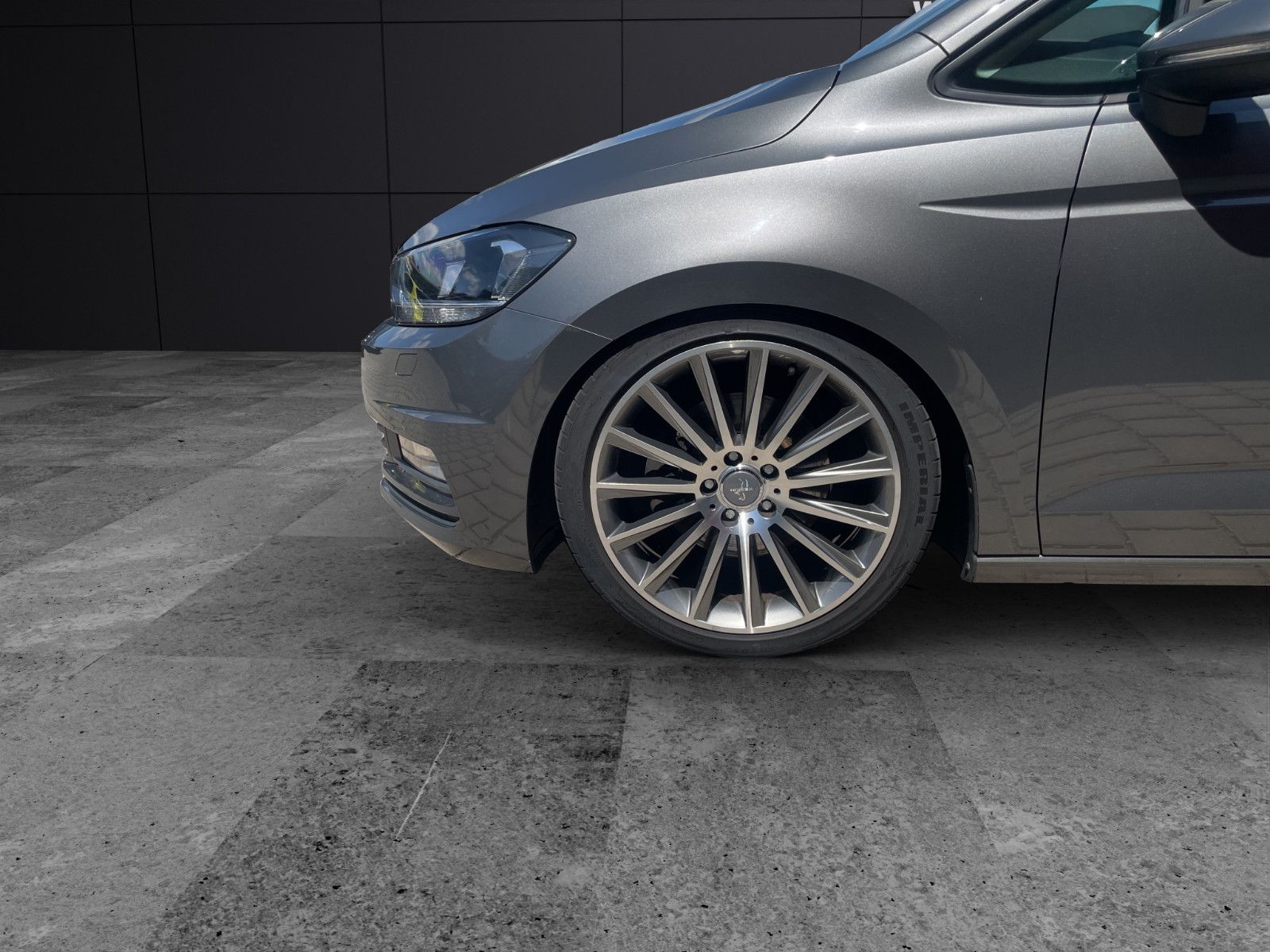 Fahrzeugabbildung Volkswagen Touran Comfortline AHK*Shzg*Tempo*Nebel