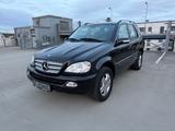 Mercedes-Benz ML 270 CDI Final Edition 1. HAND/DESIGNO/SAMMLER - Mercedes-Benz ML 270: Cdi Final Edition