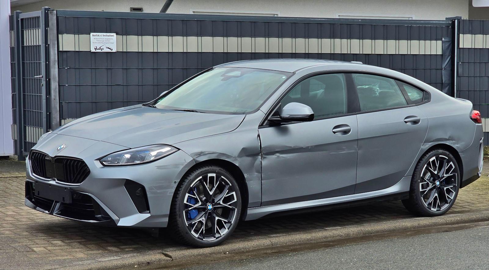 BMW 218d Gran Coupé M Sport HUD 360 Massage MATT Neu