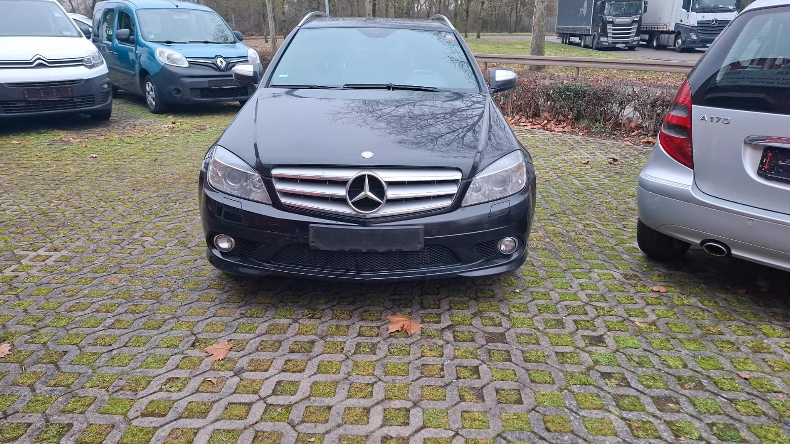 Mercedes-Benz C 320 CDI T AVANTGARDE AMG Paket - Motorschaden