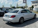 Mercedes-Benz E 200 Lim AMG-LINE*WIDESCREEN*R-KAM*AMBIENTE - Mercedes-Benz E-Klasse mit Benzin-Antrieb: Limousine
