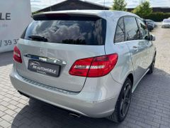 Fahrzeugabbildung Mercedes-Benz B 220 B 220 4Matic Standheizung AHK Memorysitze