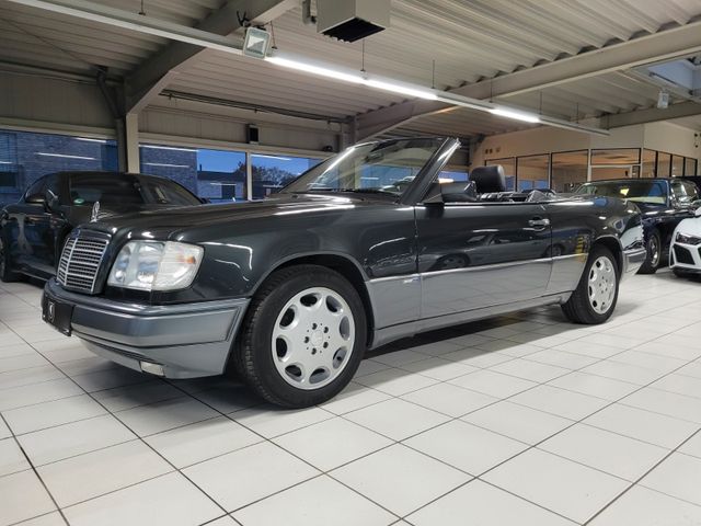 Fahrzeugabbildung Mercedes-Benz E 220 Sportline/Leder/El. Sitze/Orig. km!